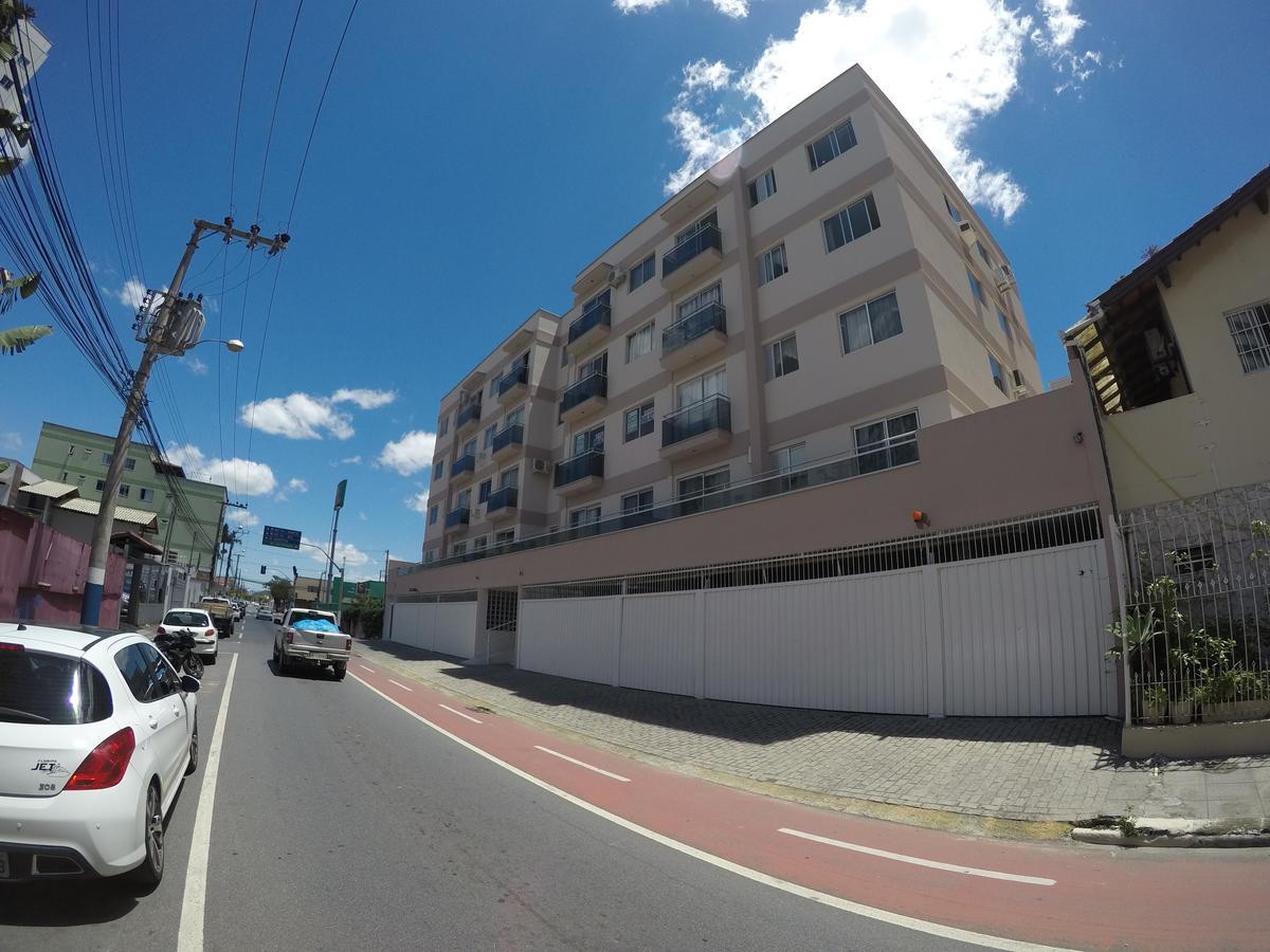 Res. Tivoli - Centro - Apartamento Balneario Camboriu